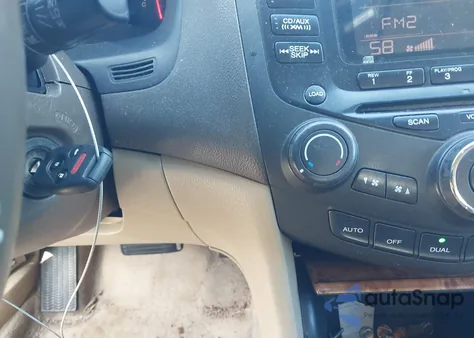 2005 Honda Accord 3.0 Ex z USA, uszkodzony, nr VIN 1HGCM66535A033553